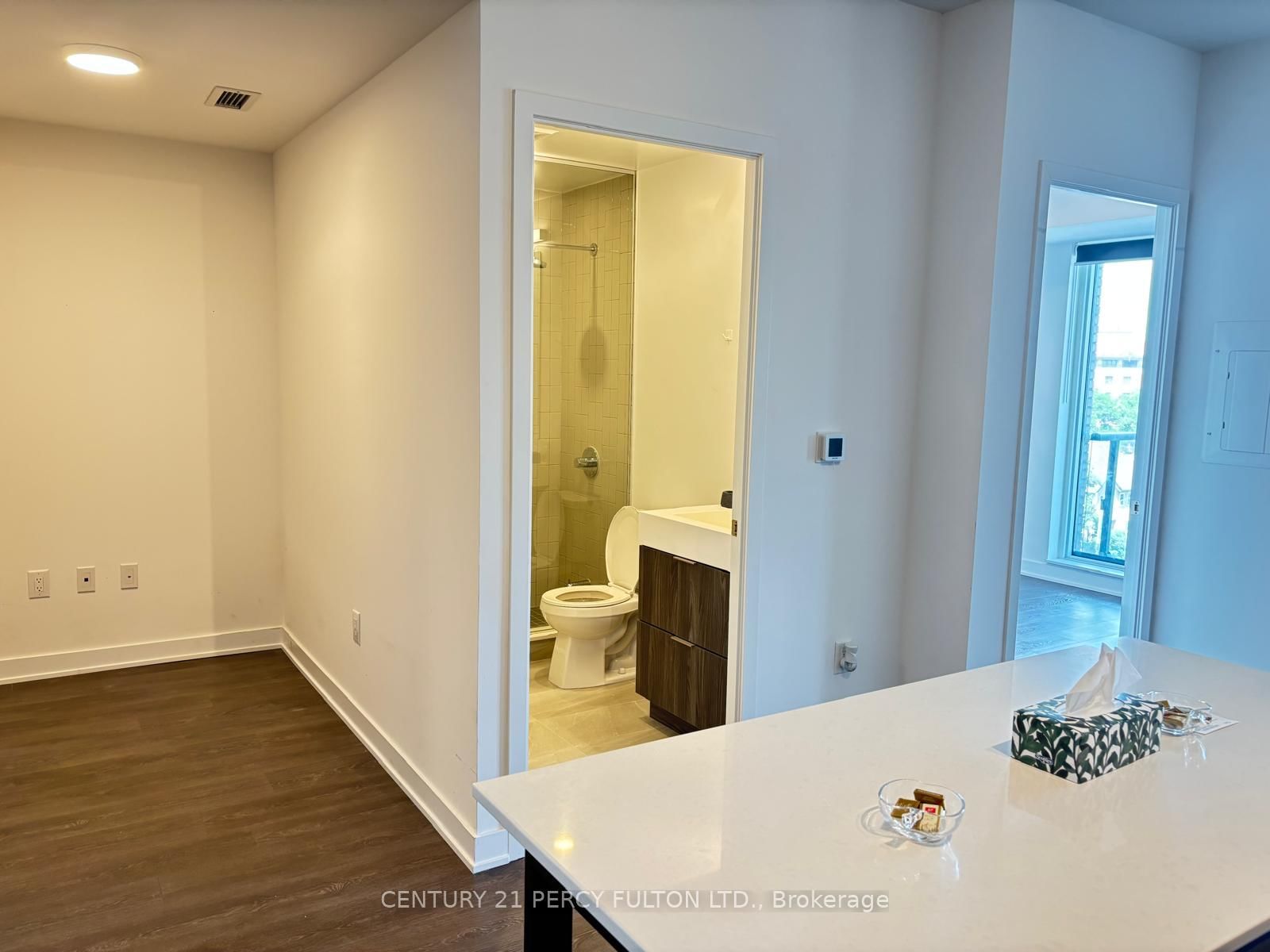 130 E River Street • #501 • Toronto, ON photo 11