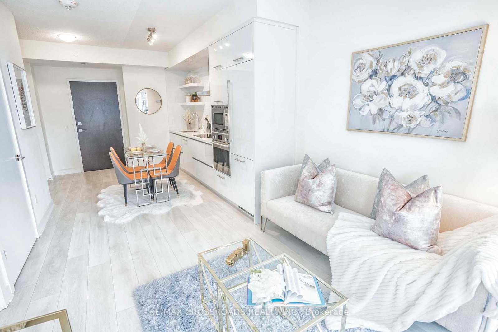 2221 Yonge Street, Unit 1404 - Photo 7