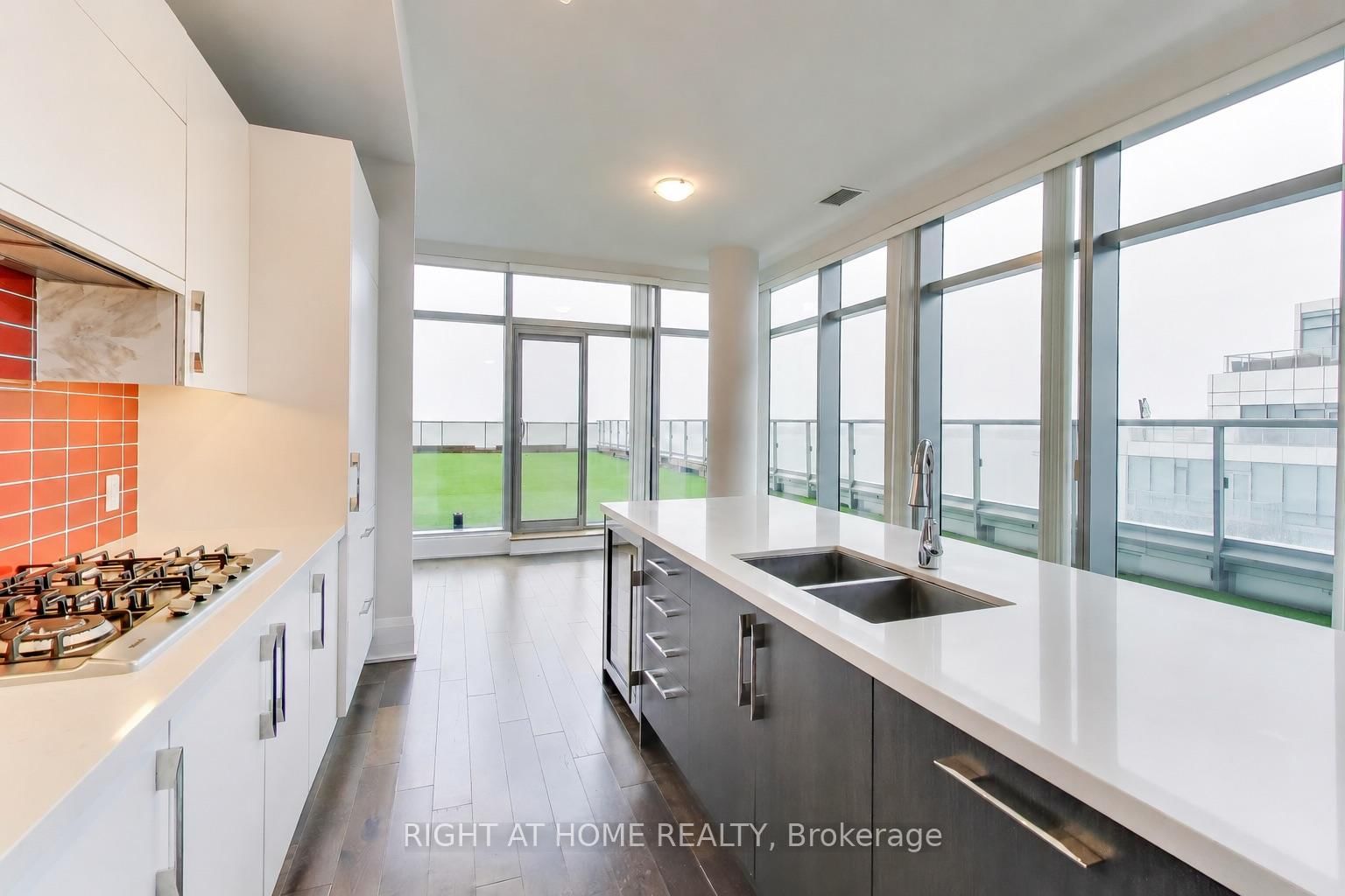 Condo for lease at 1126-39 Queens Quay, Toronto, Ontario, M5E 0A5 - Waterfront Communities C8 - MLS: C13212518