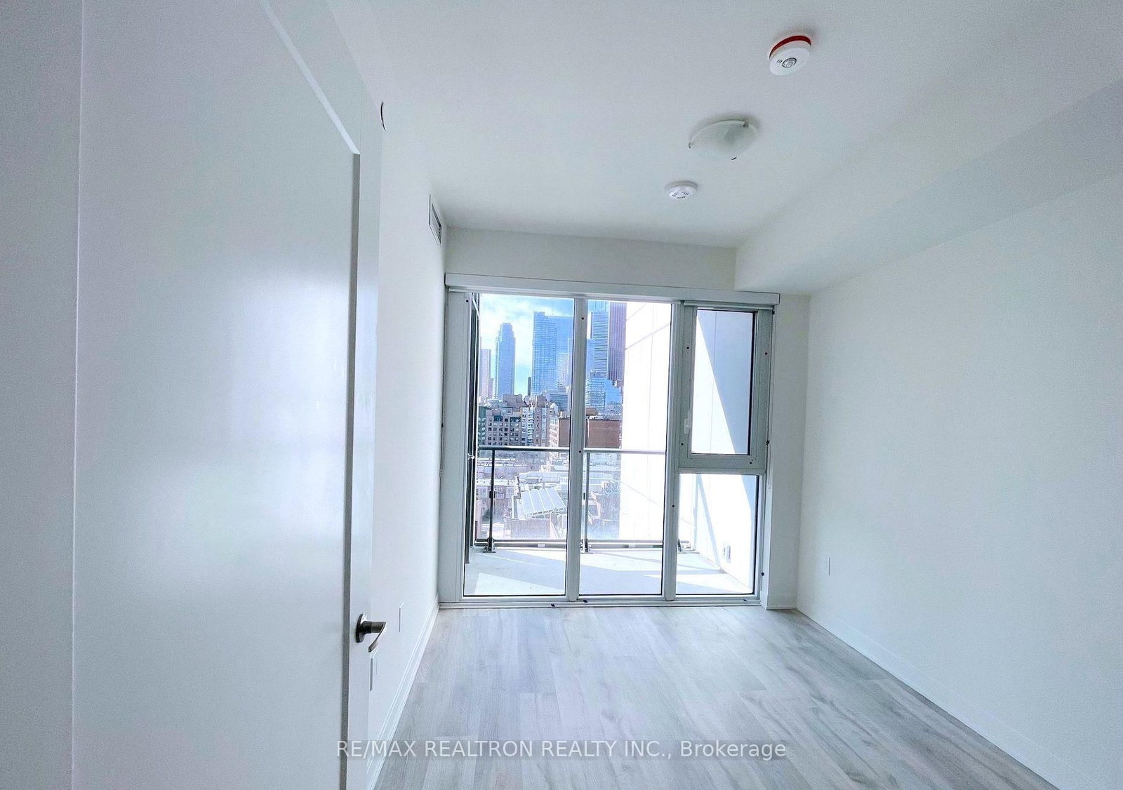 135 Lower Sherbourne Street, Unit 964 W - Photo 9
