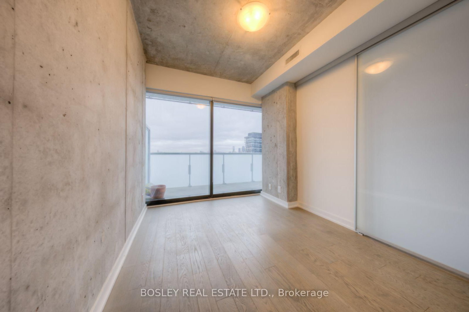 11 Charlotte Street, Unit 3104 - Photo 7