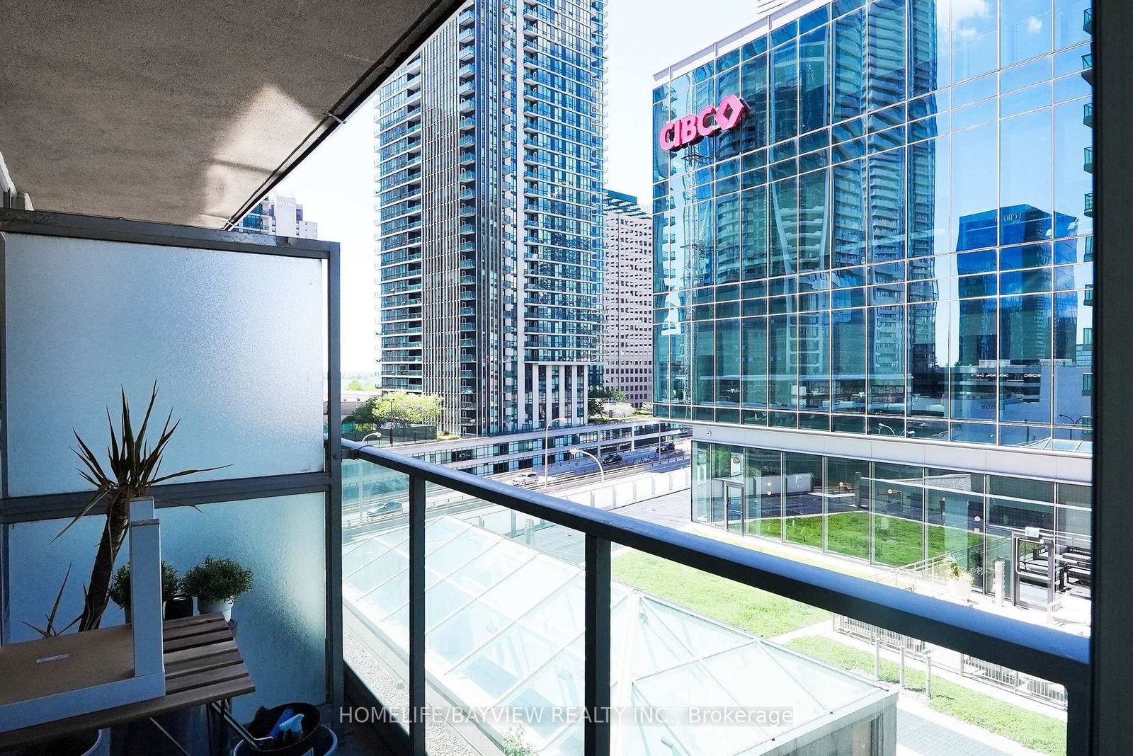 18 Yonge Street • #915 • Toronto, ON photo 13