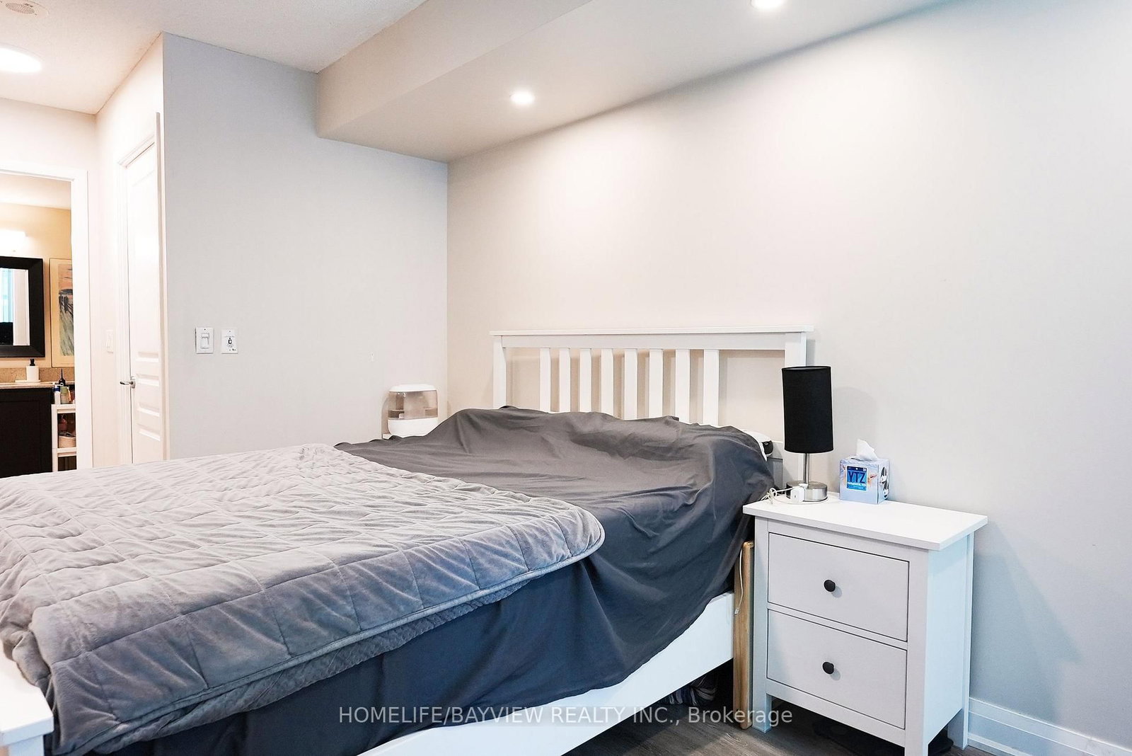 18 Yonge Street • #915 • Toronto, ON photo 24