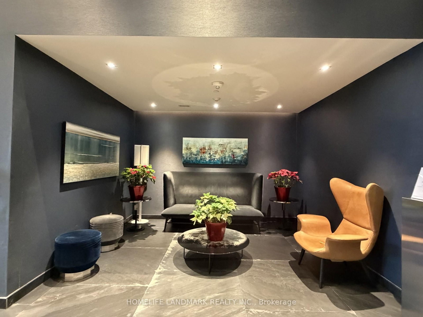 28 Wellesley Street E, Unit 308 - Photo 4