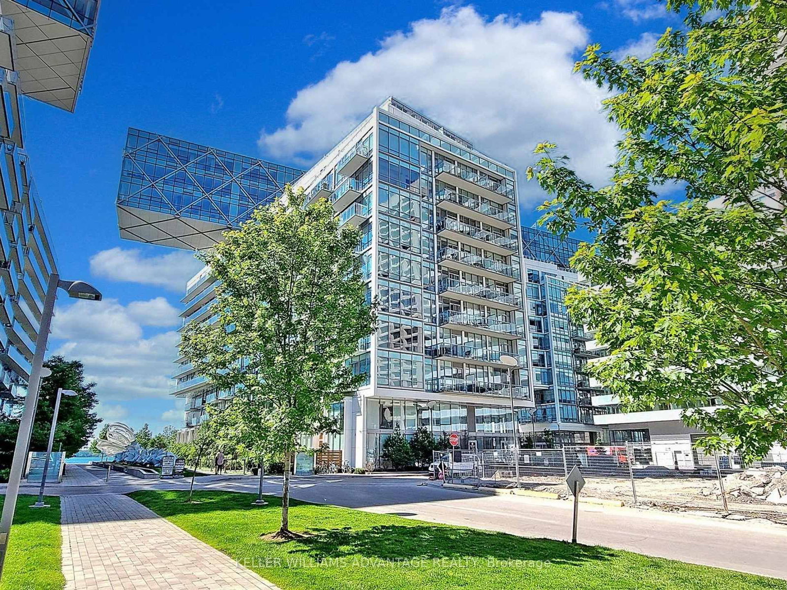 Condo for sale at 401-29 Queens Quay, Toronto, Ontario, M5E 0A4 - Waterfront Communities C1 - MLS: C13214514