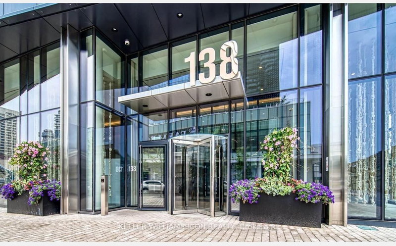 home for lease on 5006-138 downes Street E