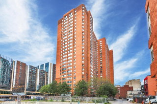 503 - 633 Bay Street