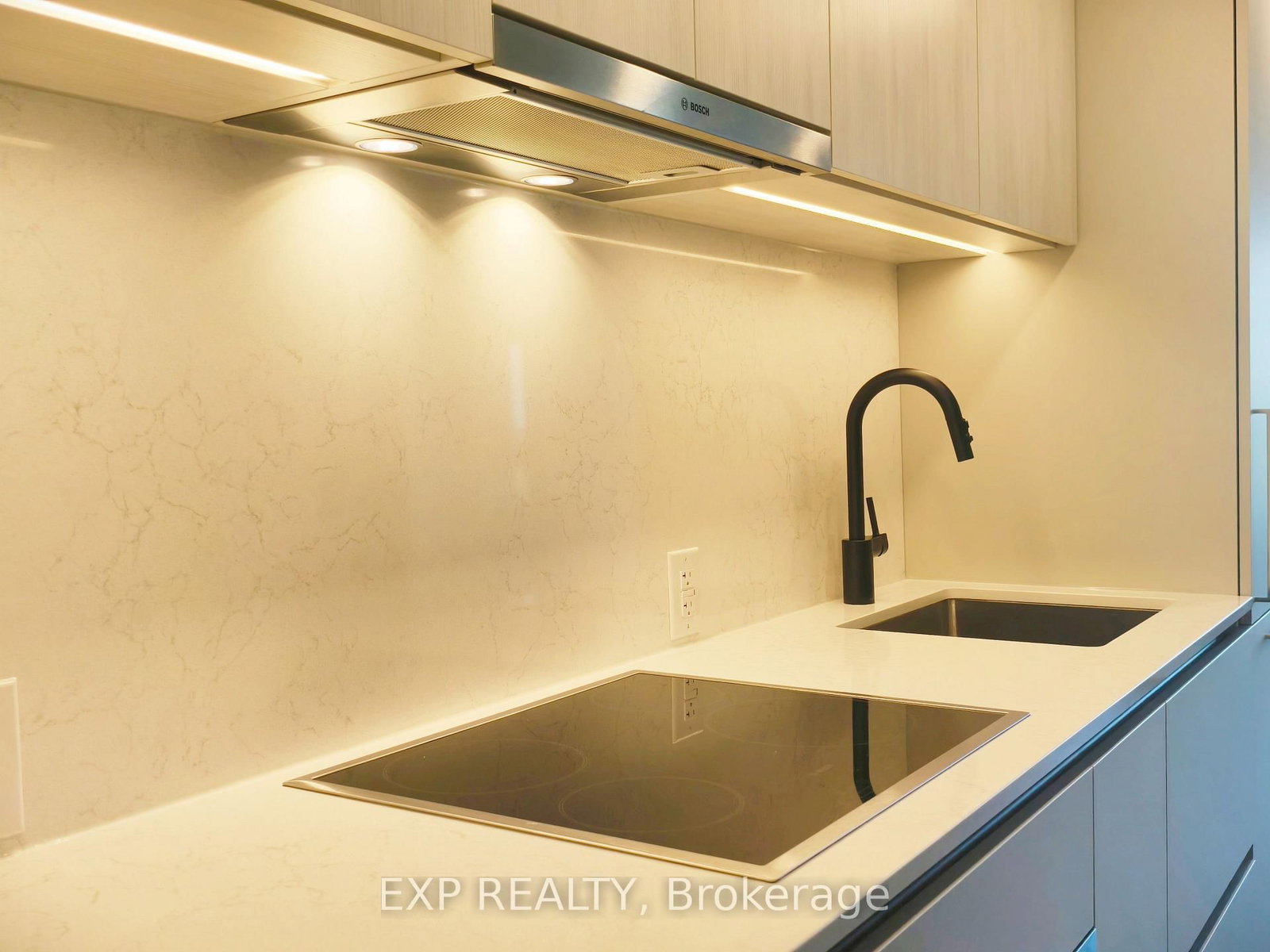 609 Sherbourne Street, Unit 1405 - Photo 13