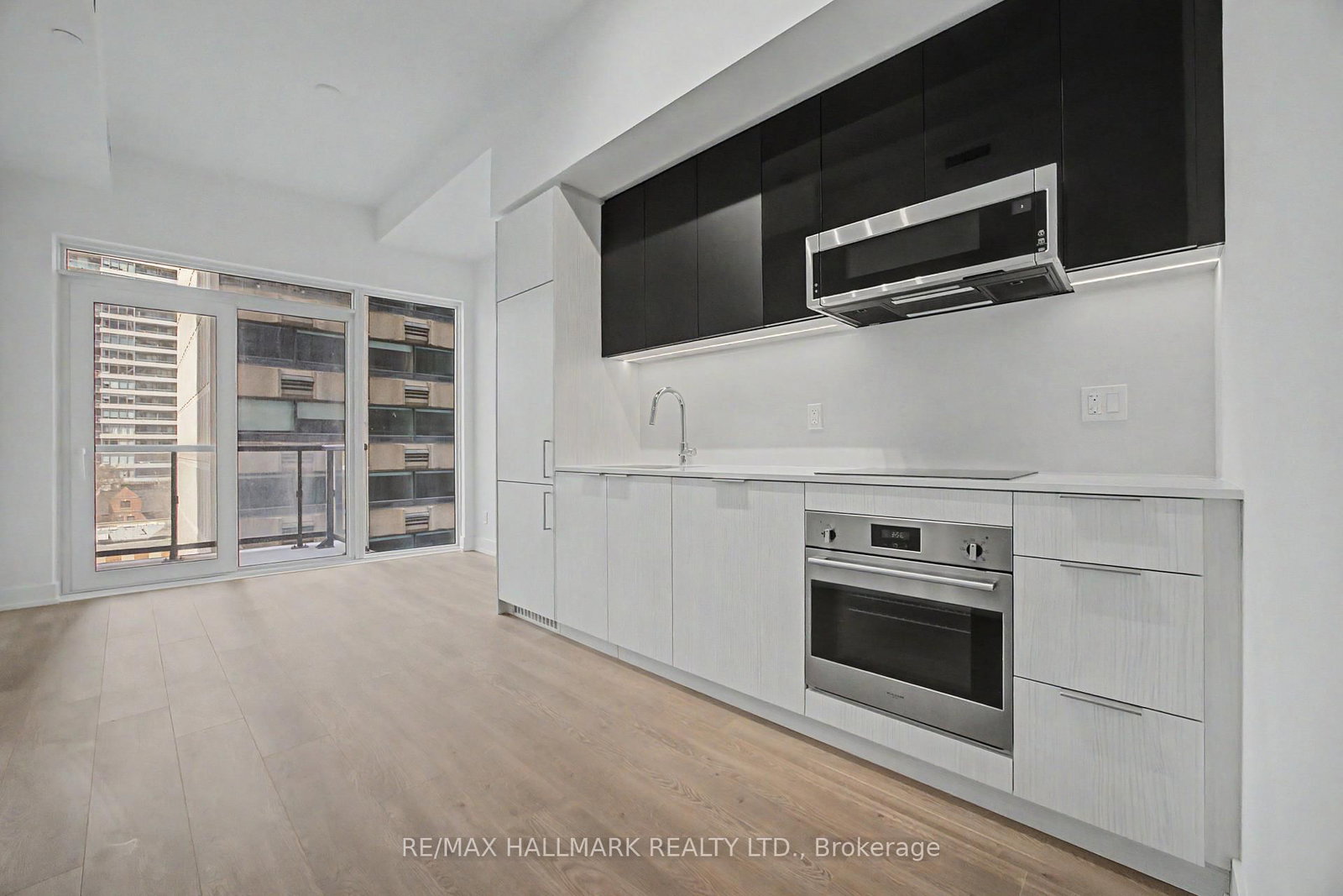 308 Jarvis Street, Unit 708 - Photo 2