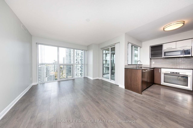 2005 - 5162 Yonge Street W