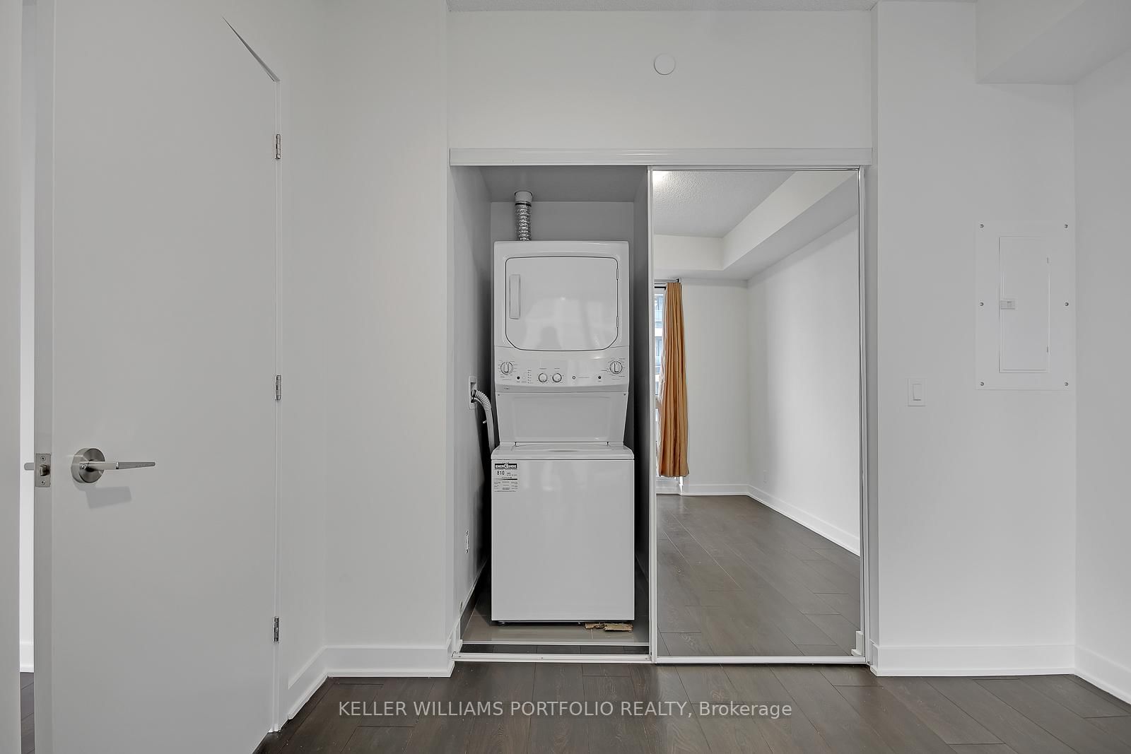 2221 Yonge Street, Unit 1106 - Photo 21