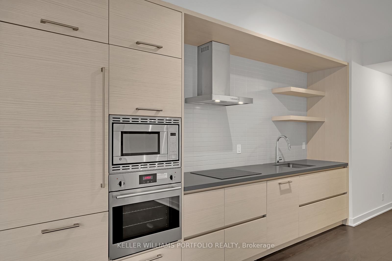 2221 Yonge Street, Unit 1106 - Photo 8