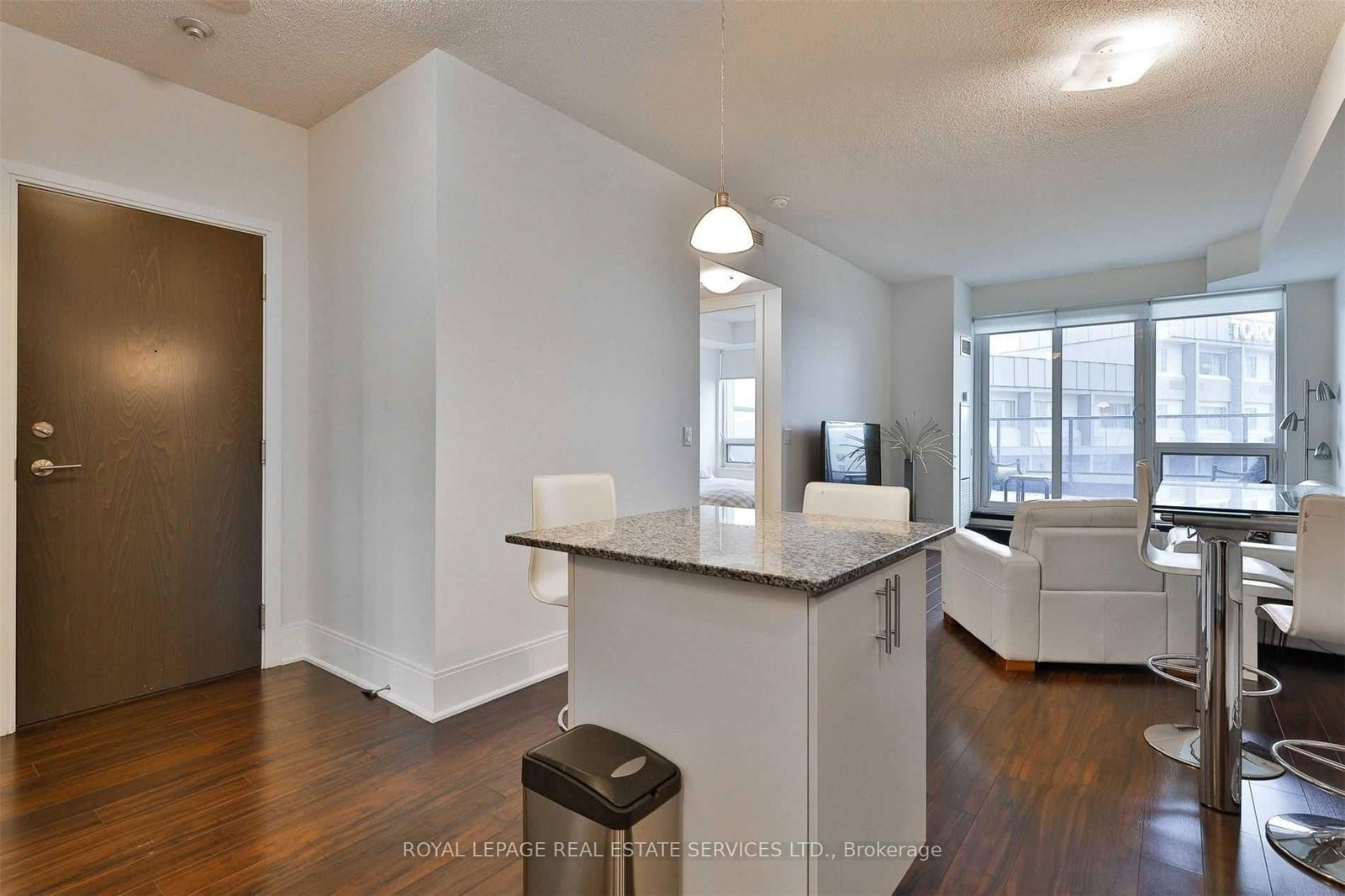 181 Wynford Drive • #412 • Toronto, ON photo 8