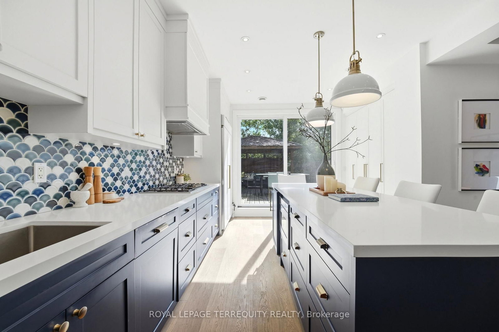 100 Admiral Road • Toronto, ON photo 25