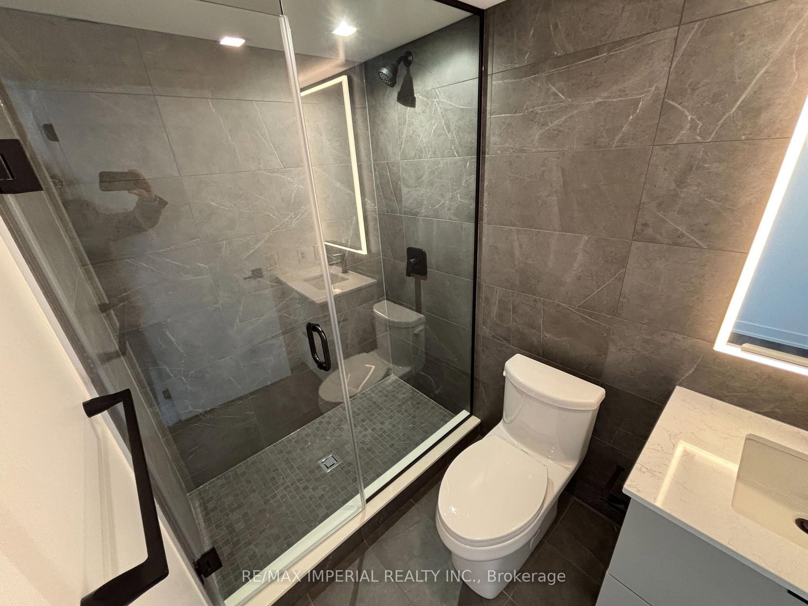 609 Sherborne Street, Unit 1410 - Photo 7