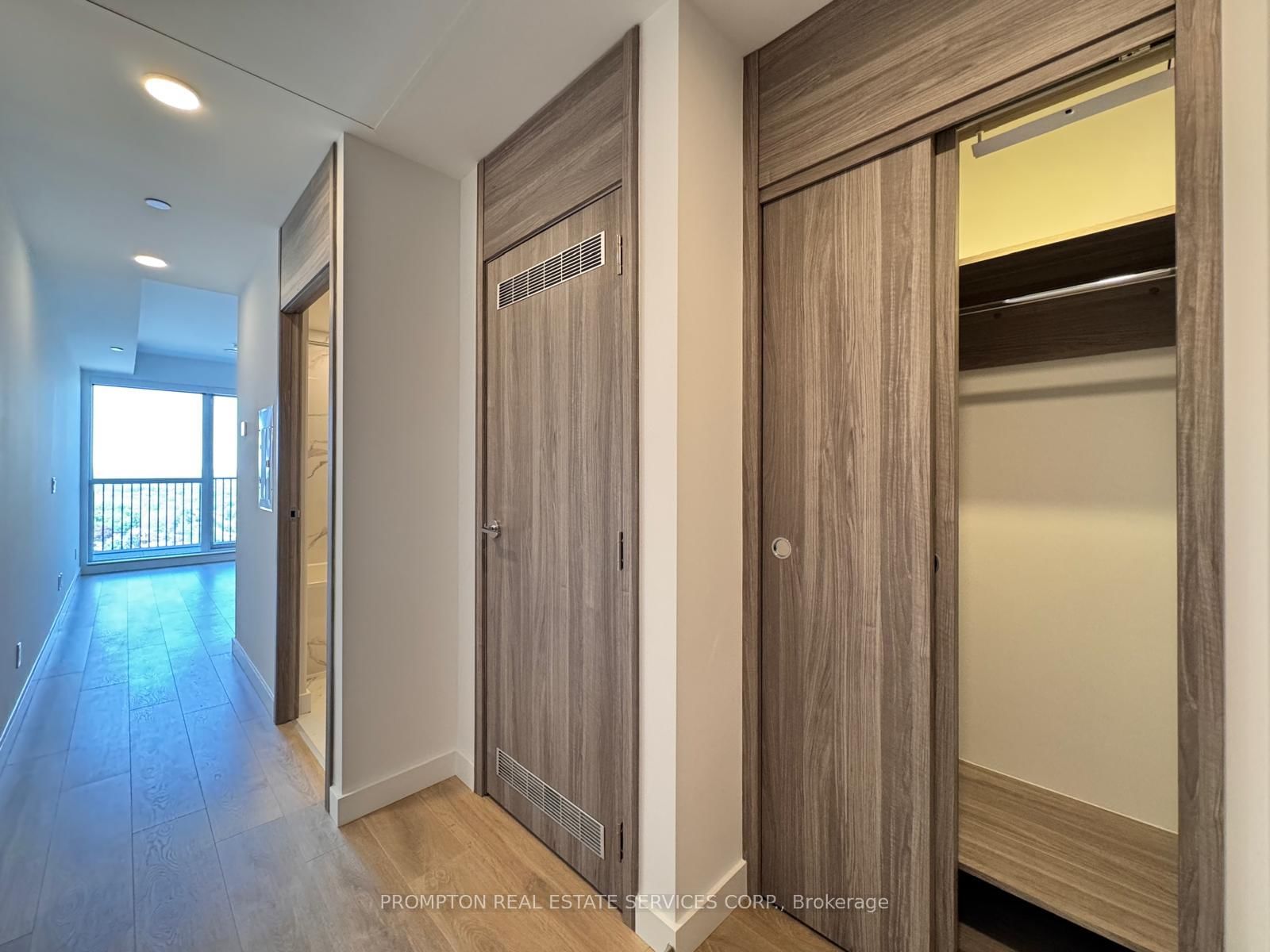 1607-18 Esther Shiner Boulevard, Toronto, ON, photo 5