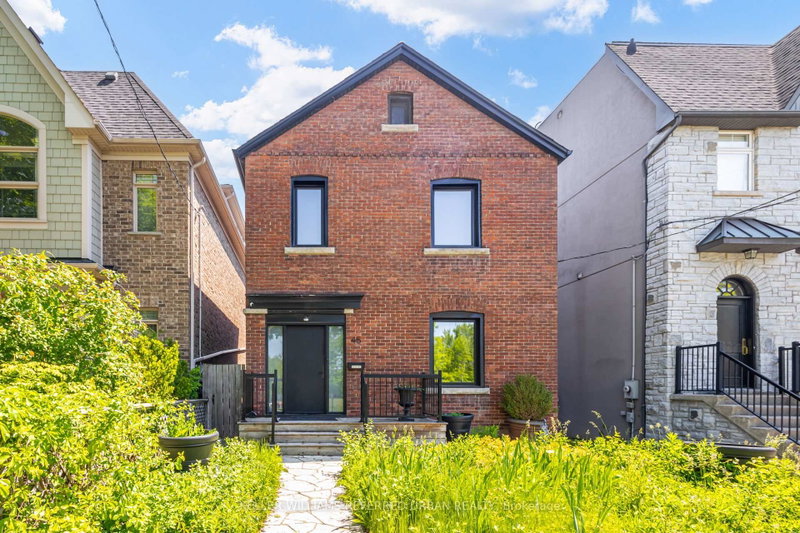 home for lease on 45 Wychwood Avenue