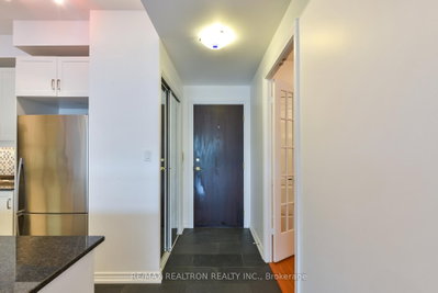 Condo leased at 804-28 William Carson Crescent, Toronto, Ontario, M2P 2H1 - St. Andrew-Windfields - MLS: C13218508