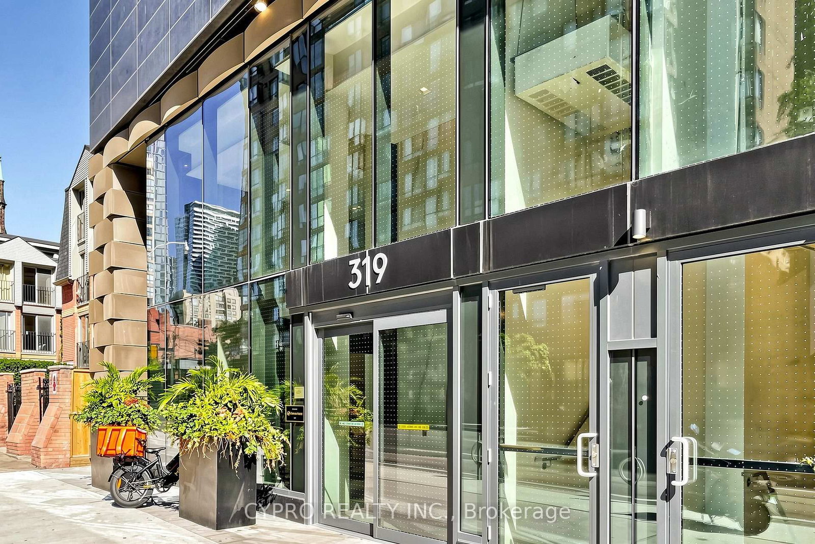 3802-319 JARVIS Street, Toronto, ON, photo 2