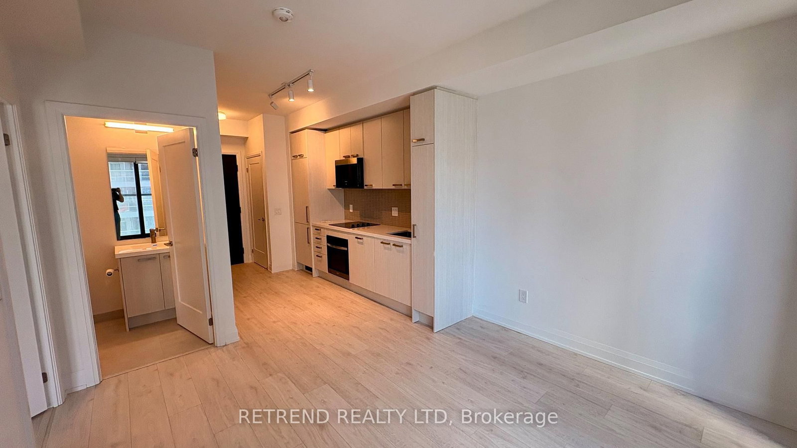 20 Soudan Avenue, Unit 1110 - Photo 8