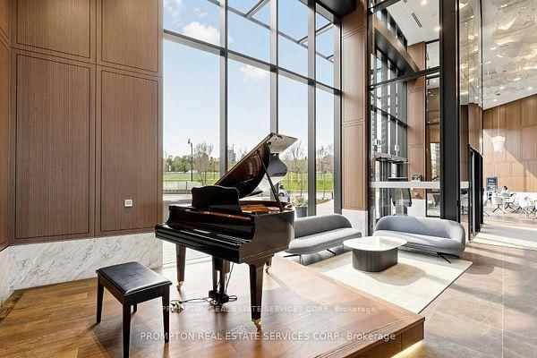 3002 - 18 Esther Shiner Boulevard