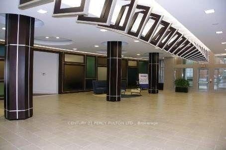 1803 - 5791 Yonge Street
