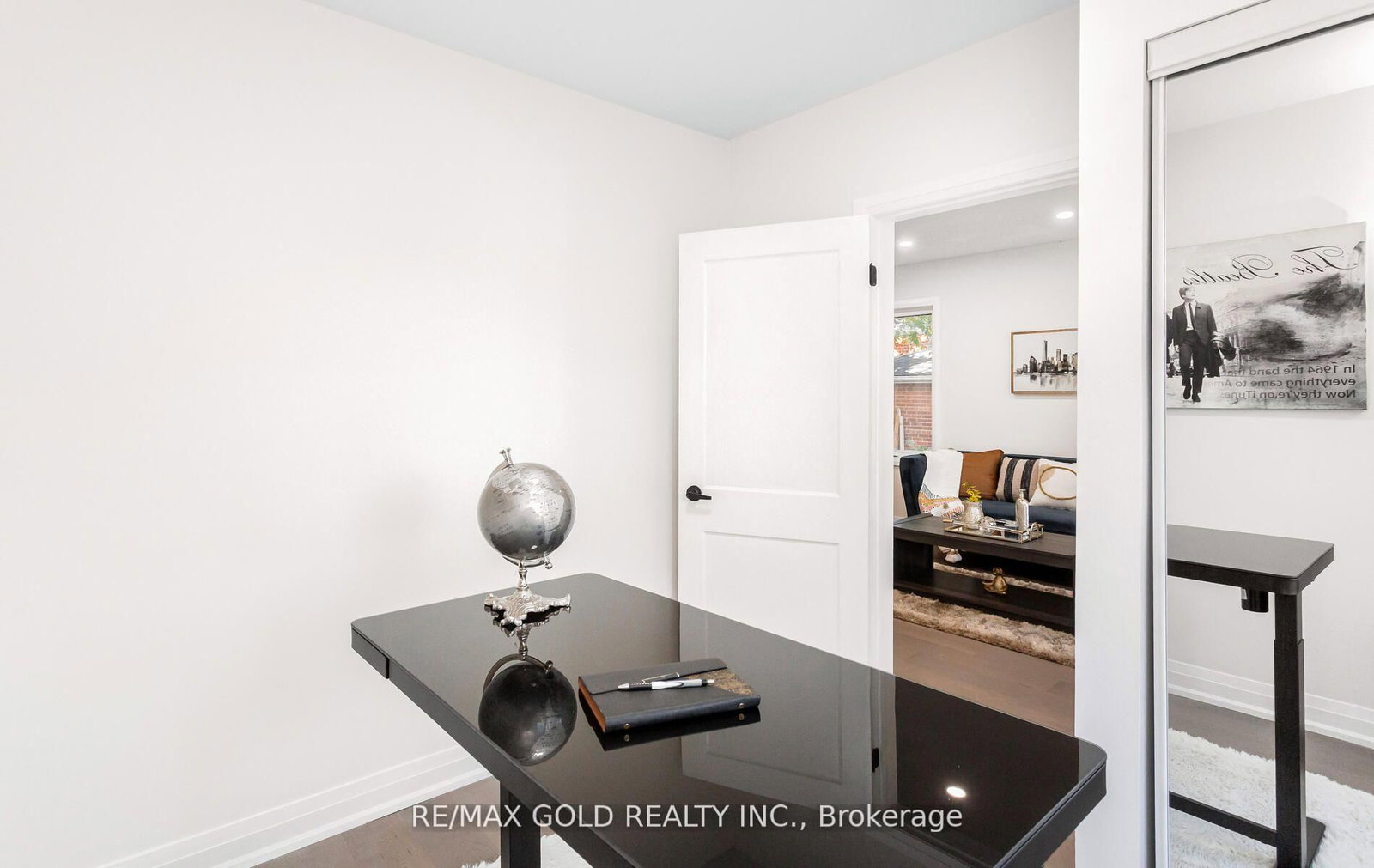 Listing Image 13
