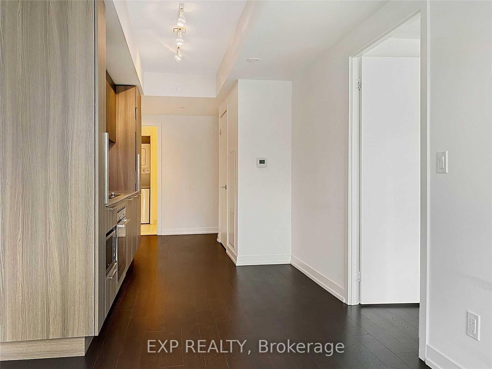 85 Wood Street, Unit 1105 - Photo 5