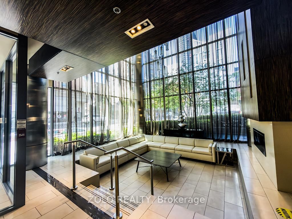 320 Richmond Street E, Unit 817 - Photo 13