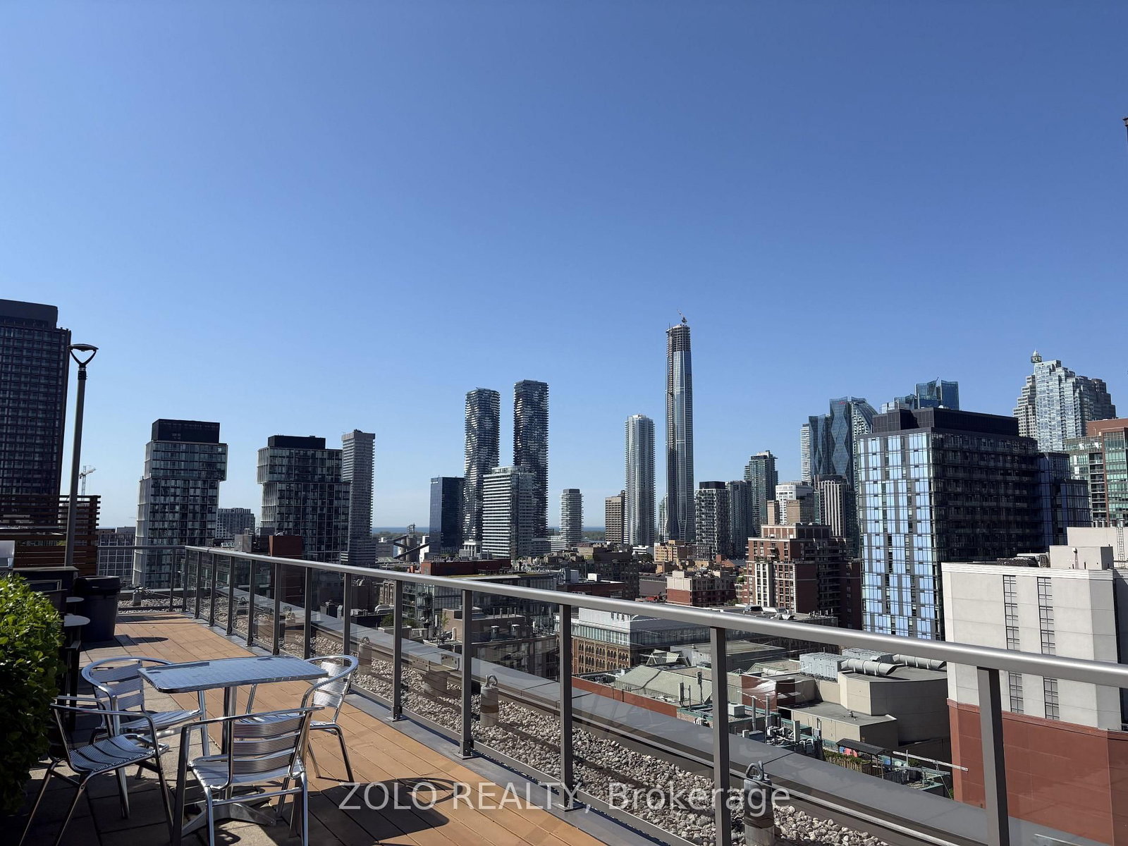 320 Richmond Street E, Unit 817 - Photo 14