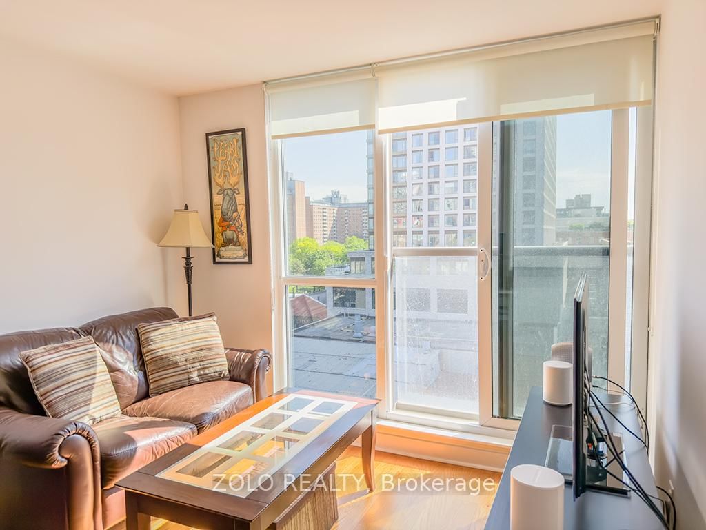 320 Richmond Street E, Unit 817 - Photo 2