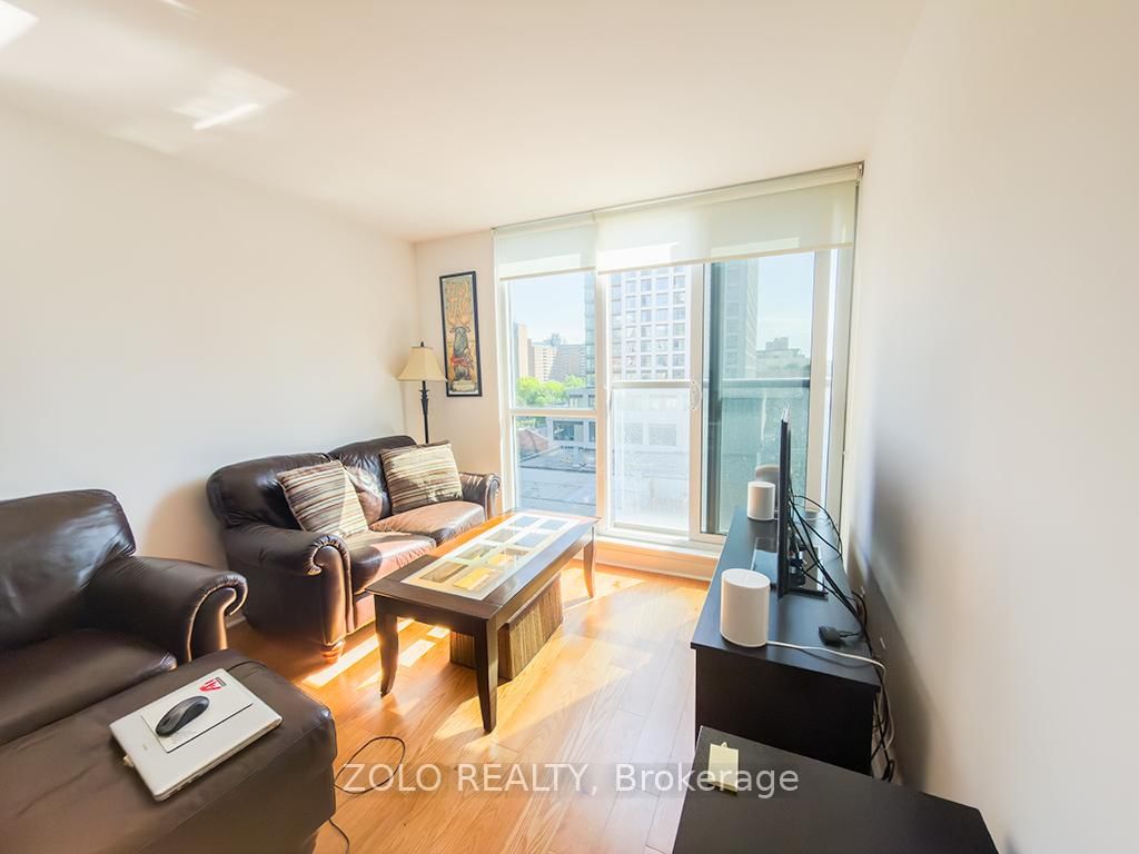 320 Richmond Street E, Unit 817 - Photo 3