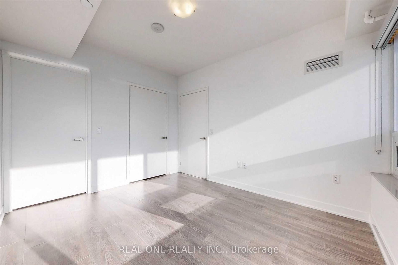 195 Redpath Avenue, Unit 2709 - Photo 13