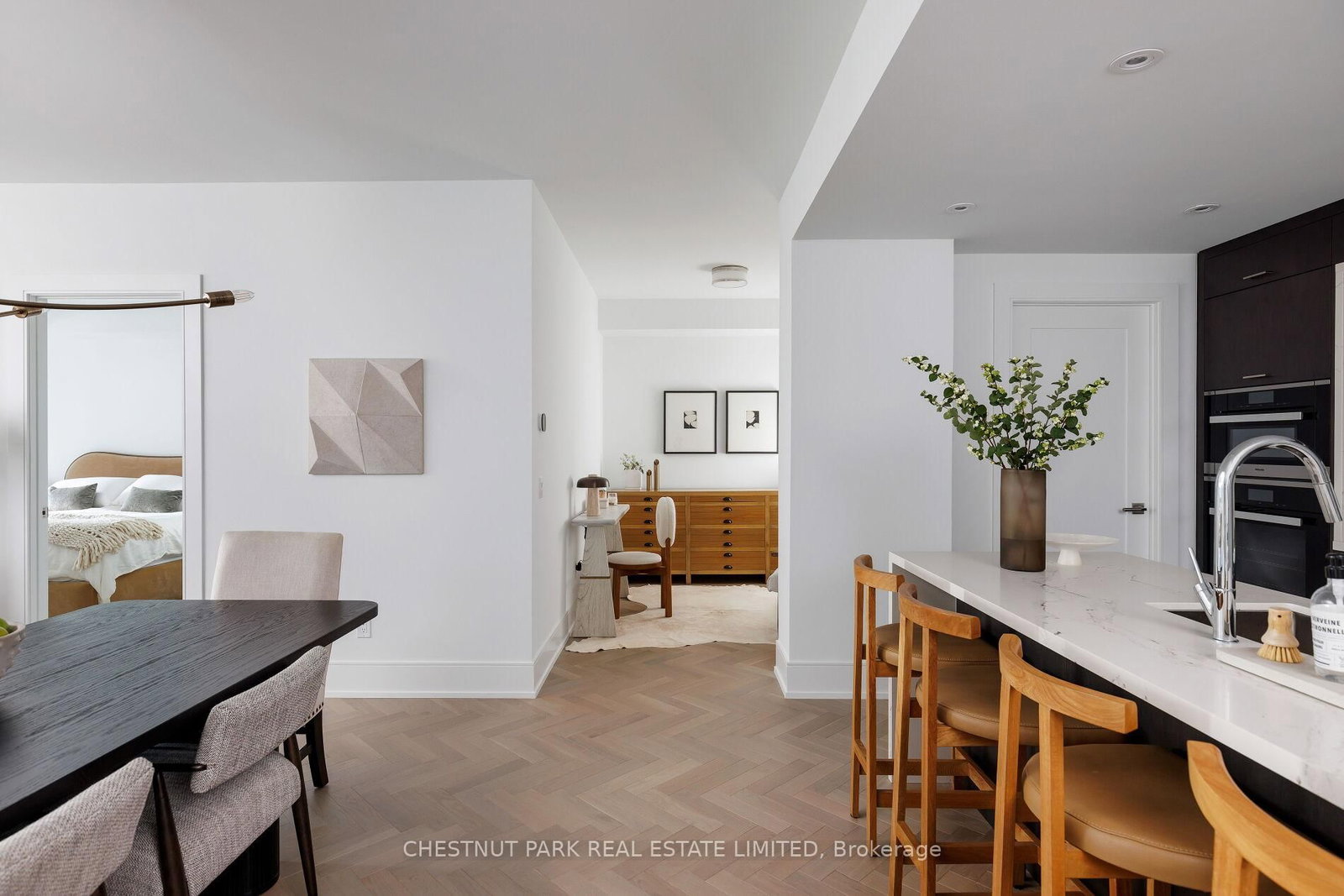 455 W Wellington Street • #907 • Toronto, ON photo 20