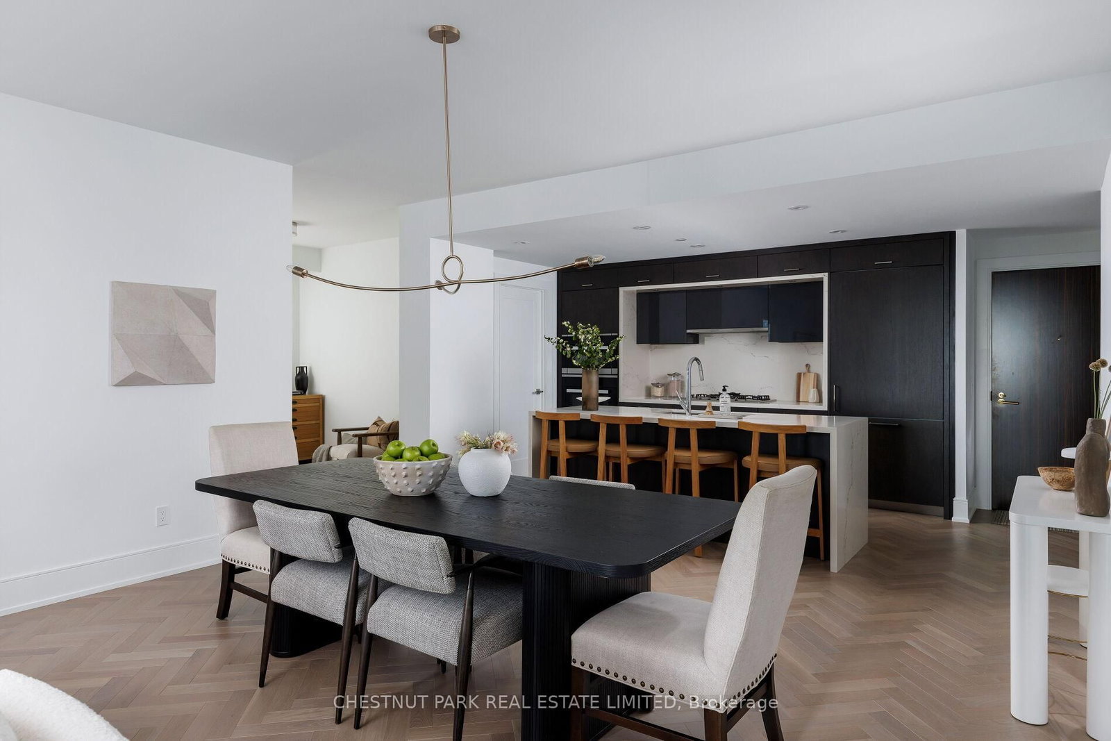 455 W Wellington Street • #907 • Toronto, ON photo 7