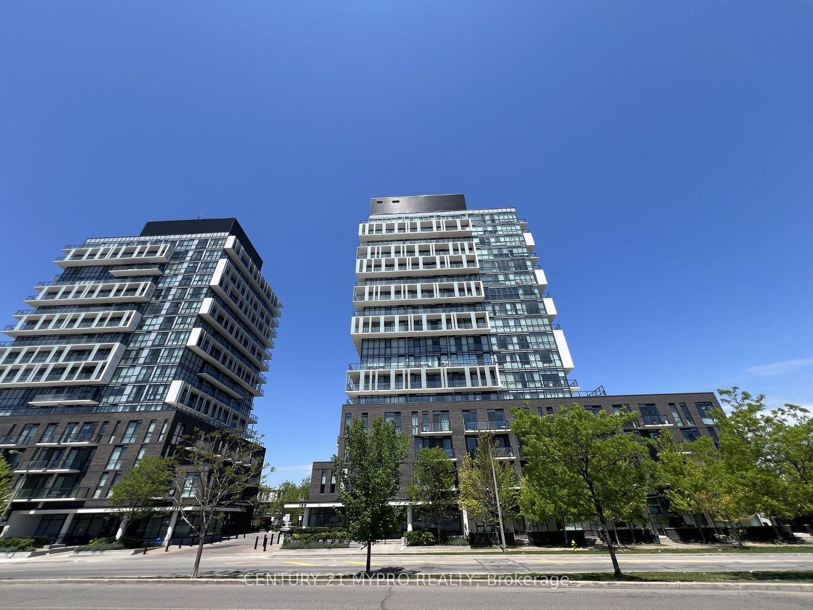 802-150 Fairview Mall Drive, Toronto, ON