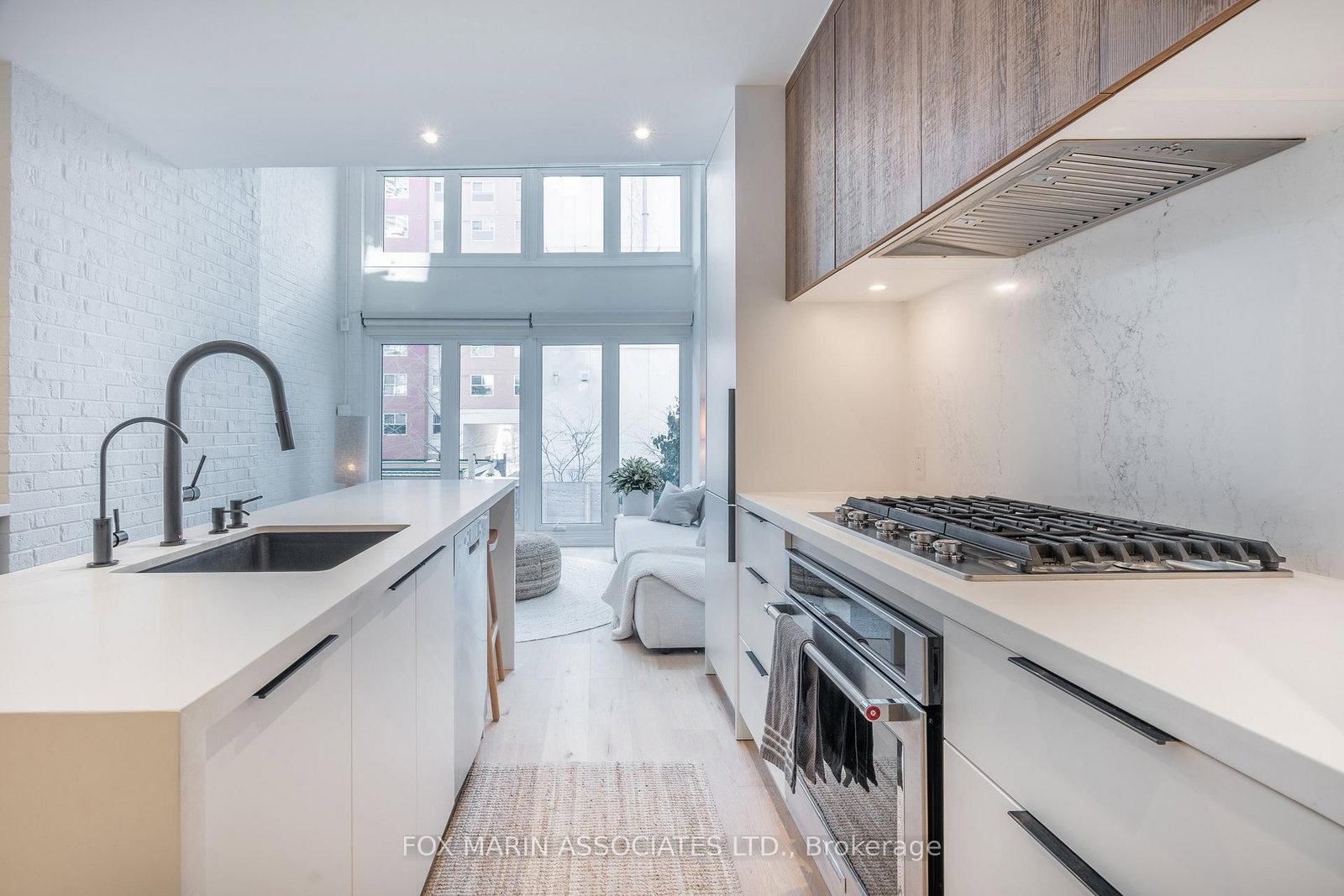 61 McGill Street - Photo 9
