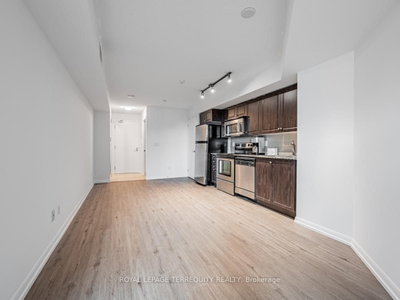 Unit 658 — 209 Fort York Boulevard — photo 4