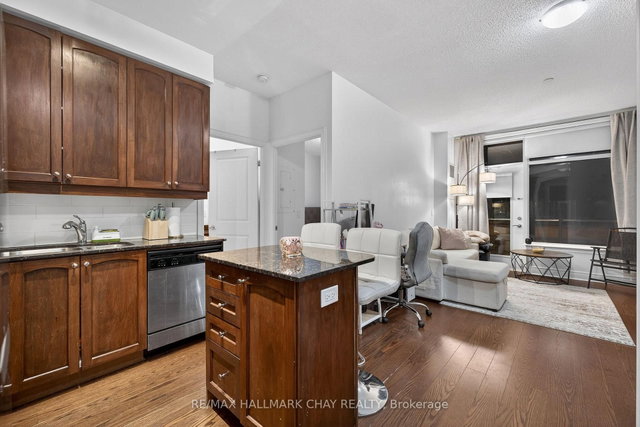 108 - 701 Sheppard Avenue W