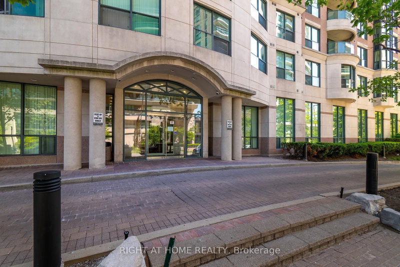 210 - 7 Lorraine Drive