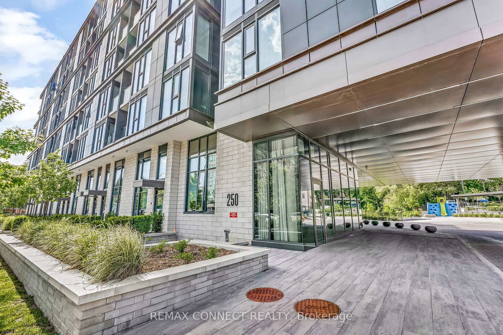 250 W Lawrence Avenue • #504 • Toronto, ON photo 36