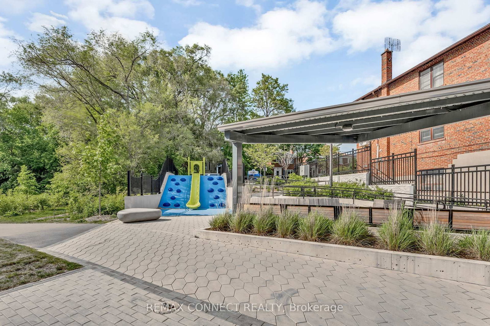 250 W Lawrence Avenue • #504 • Toronto, ON photo 38