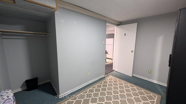 Room 3 - 56 Caracas Road