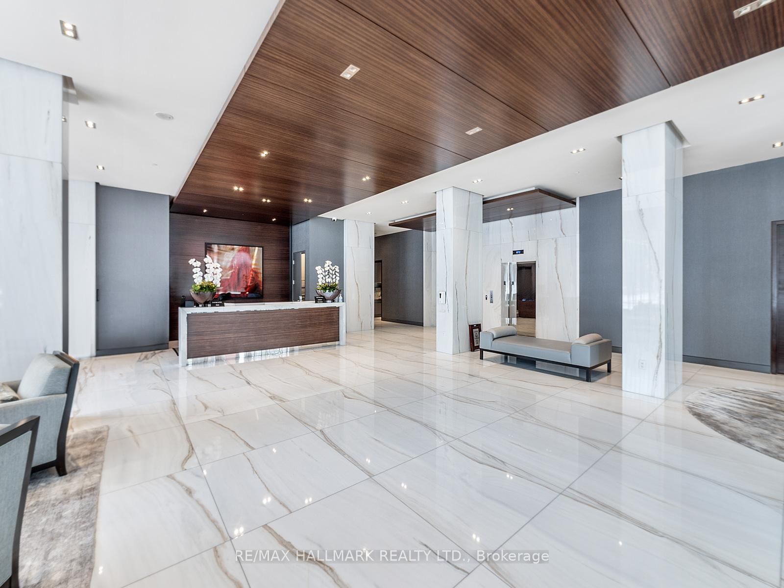 88 Davenport Road, Unit 308
