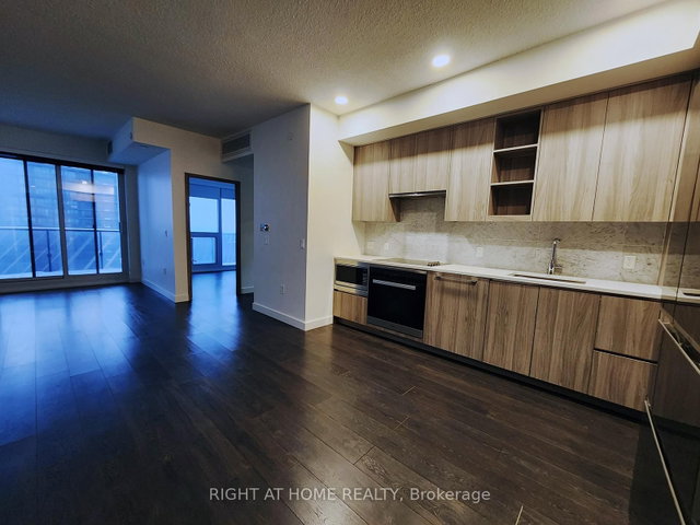2808 - 95 McMahon Drive
