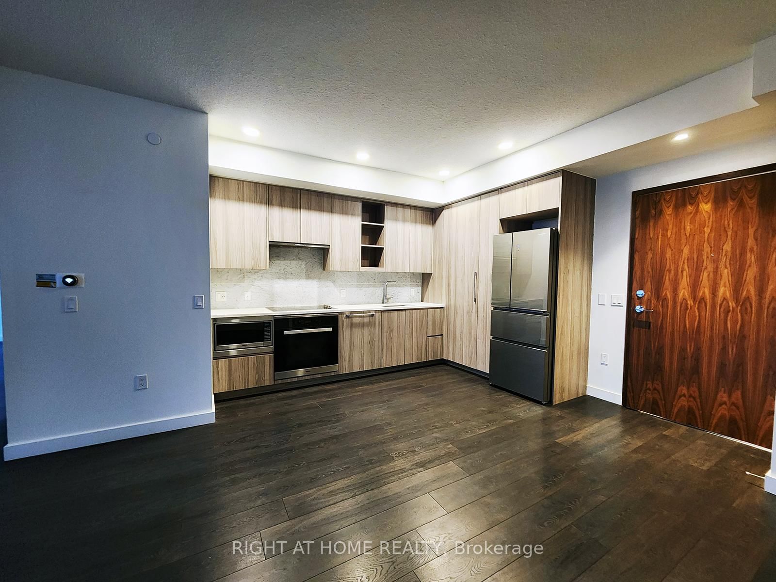 95 McMahon Drive, Unit 2808 - Photo 5