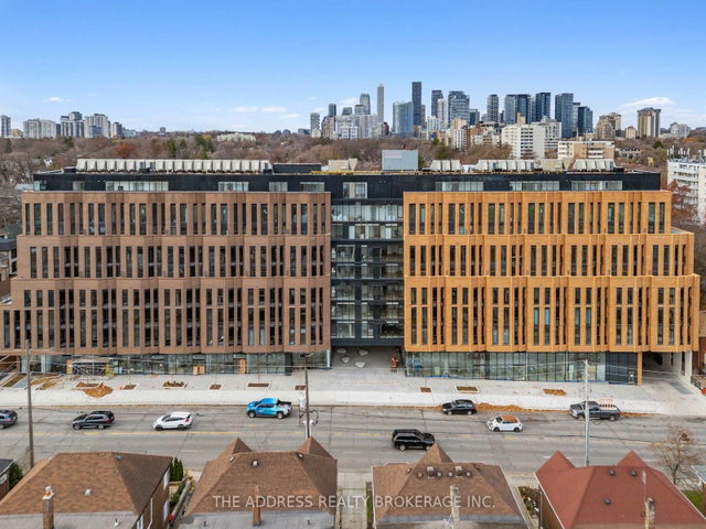 621 - 1720 Bayview Avenue E