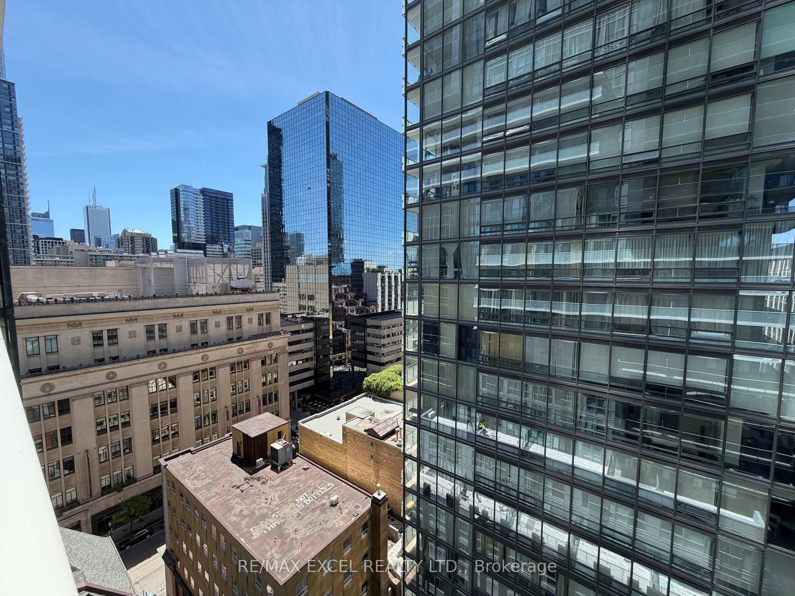 7 Grenville Street, Unit 1802 - Photo 5