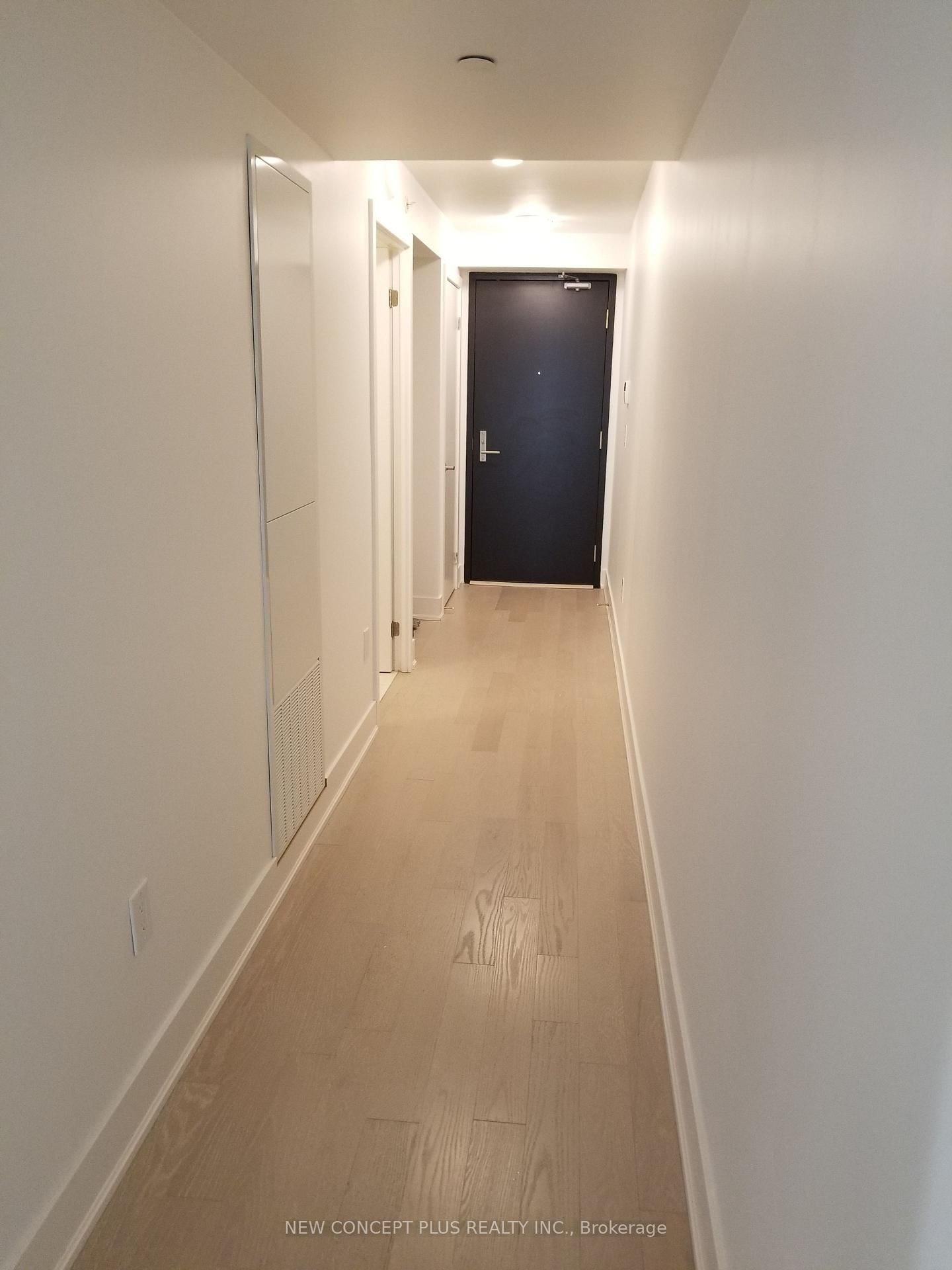 955 Bay Street, Unit 719 - Photo 2