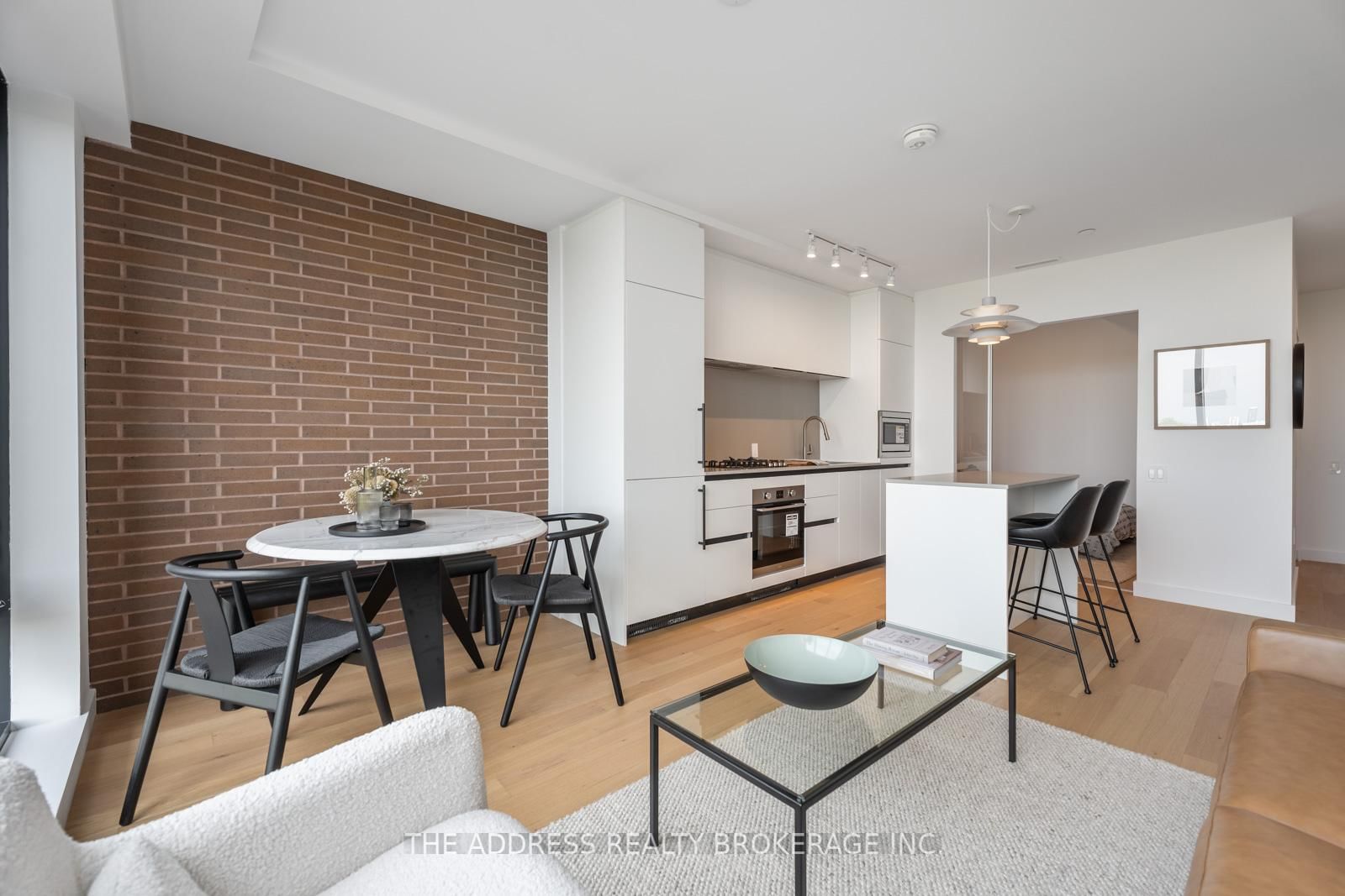 1720 Bayview Avenue E, Unit 625